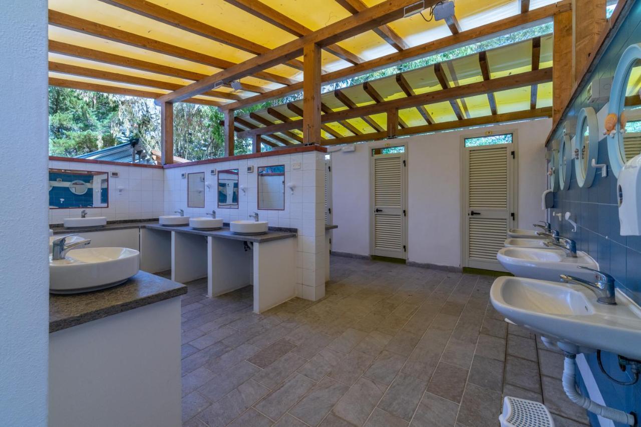 Camping Lacona Capoliveri  Exterior foto